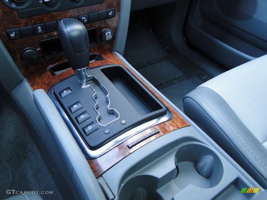 2007 Jeep Grand Cherokee Overland CRD 4x4 Transmission Photos