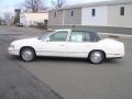 1998 White Cadillac DeVille Sedan  photo #5