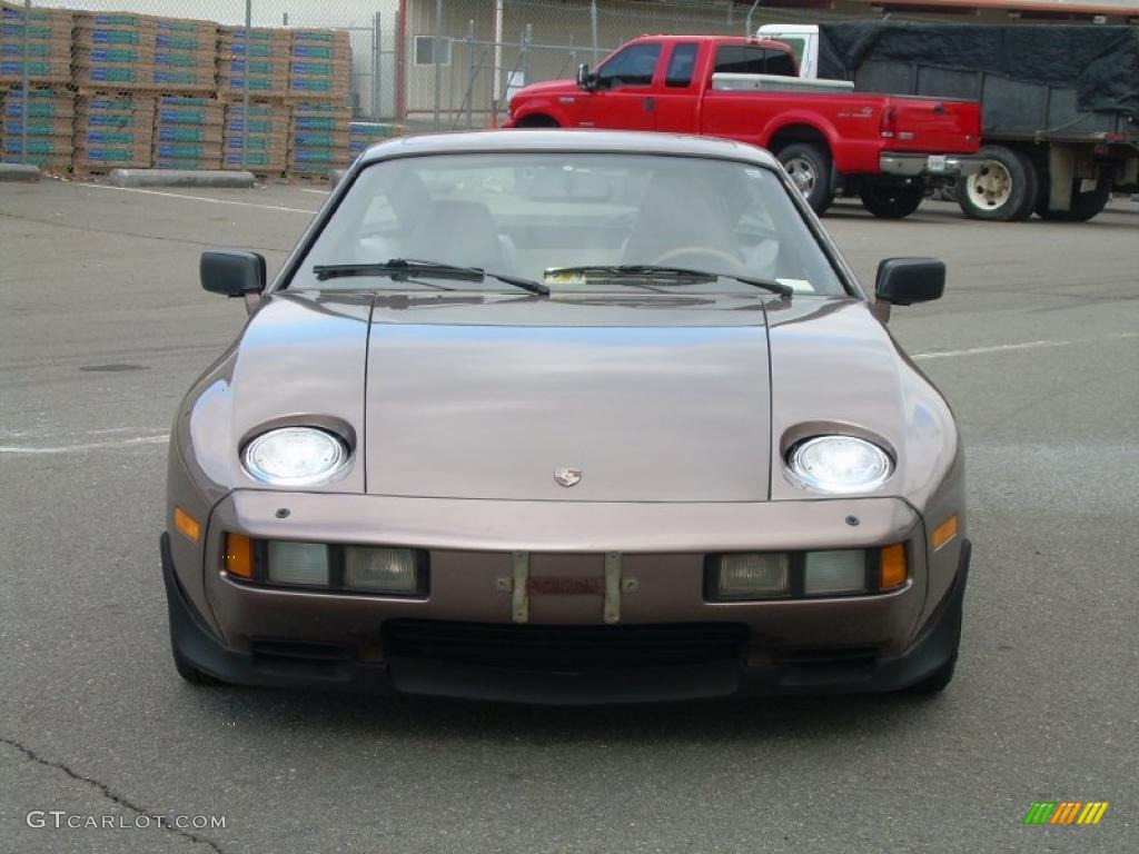 Quartz Grey Metallic 1983 Porsche 928 S Exterior Photo #47464205