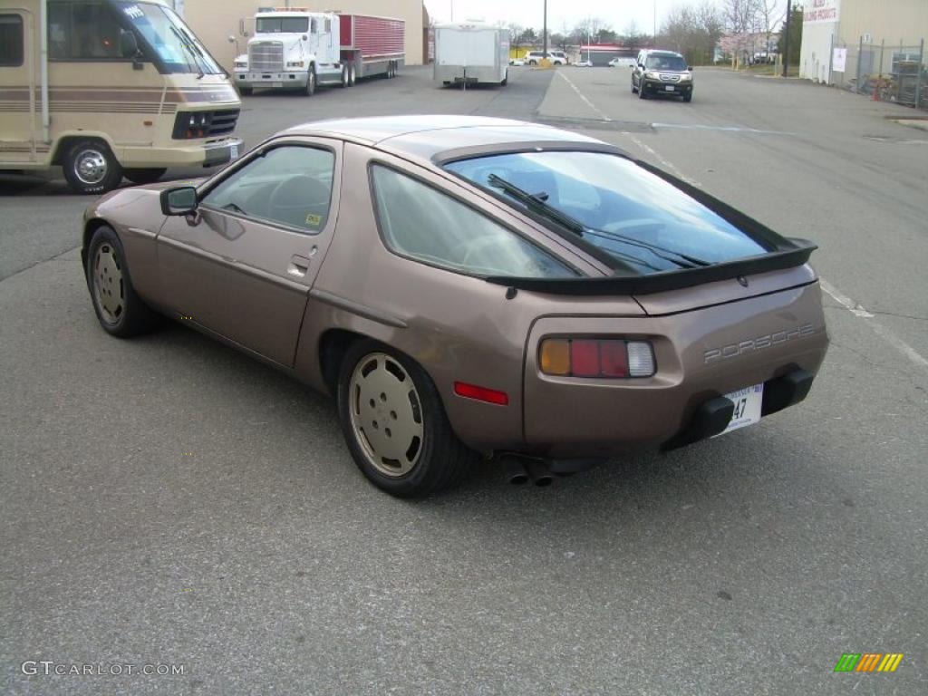 Quartz Grey Metallic 1983 Porsche 928 S Exterior Photo #47464252