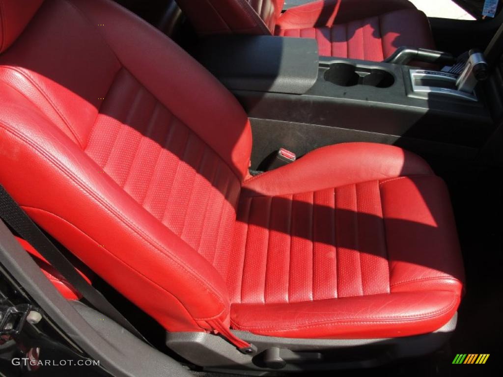 2005 Mustang GT Premium Coupe - Black / Red Leather photo #19