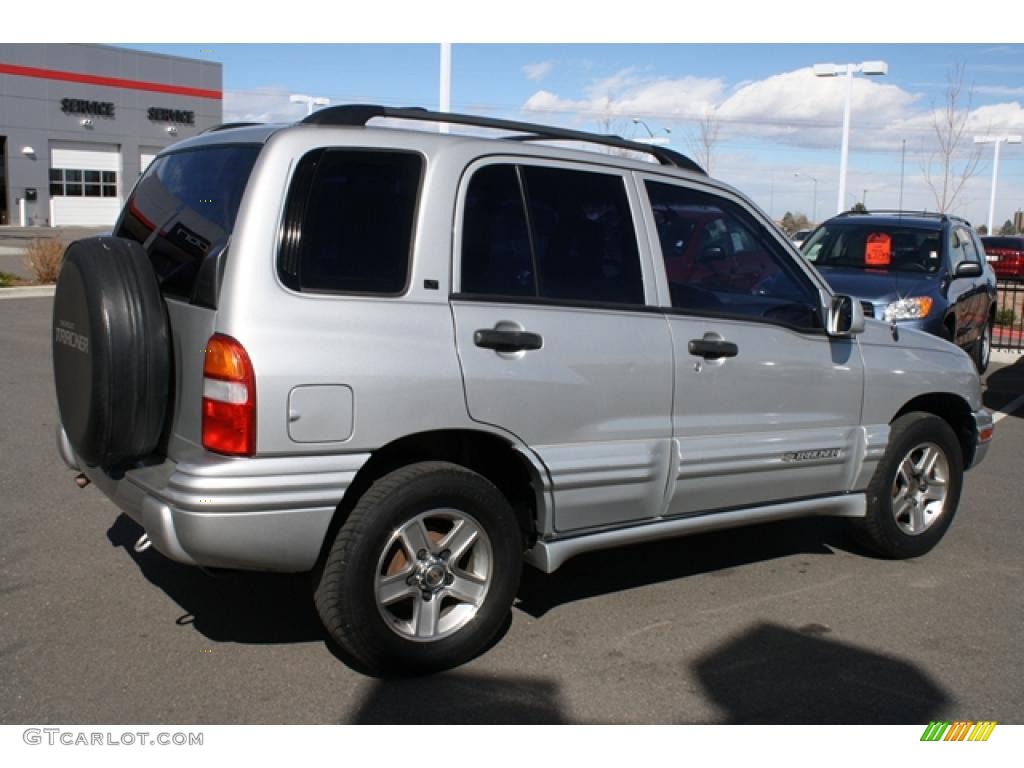 Silver Metallic 2002 Chevrolet Tracker LT Hard Top Exterior Photo #47469127