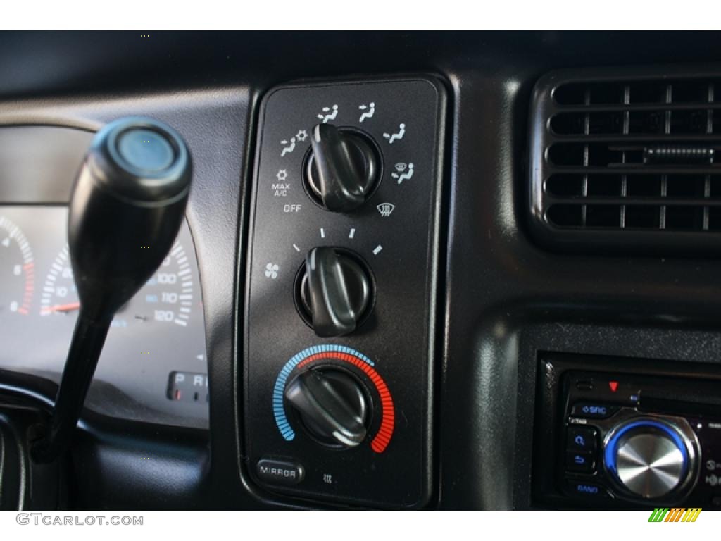 2000 Dodge Ram 1500 SLT Extended Cab 4x4 Controls Photo #47470723
