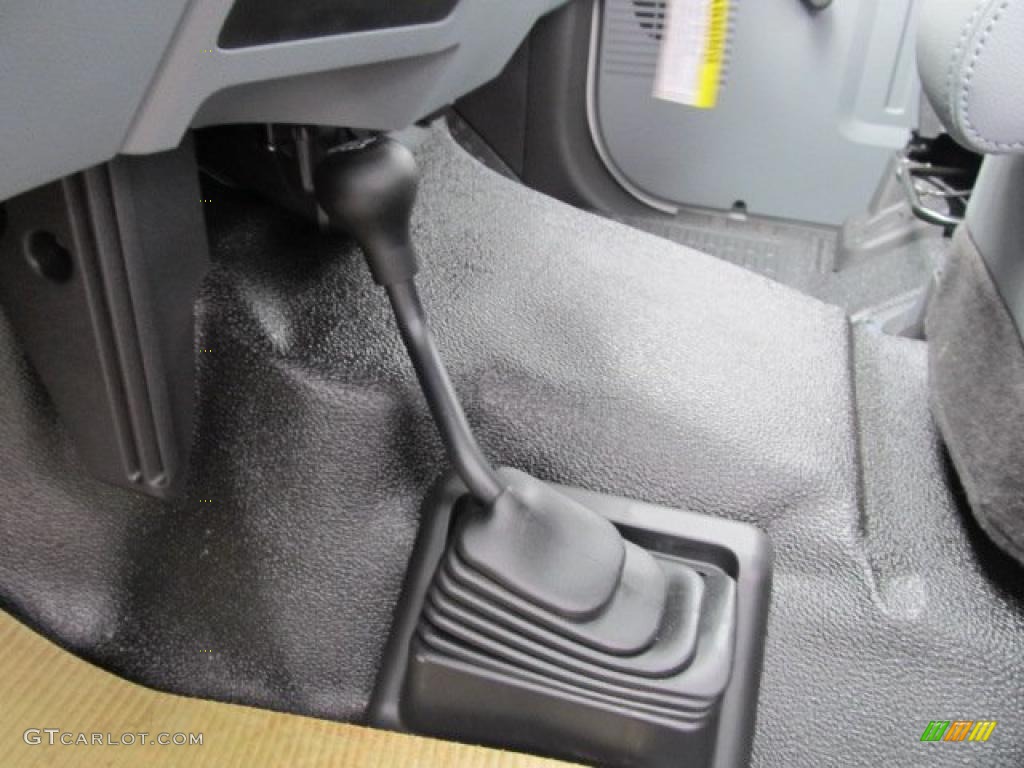 2011 Ford F550 Super Duty XL Regular Cab 4x4 Stake Truck Controls Photo #47471047