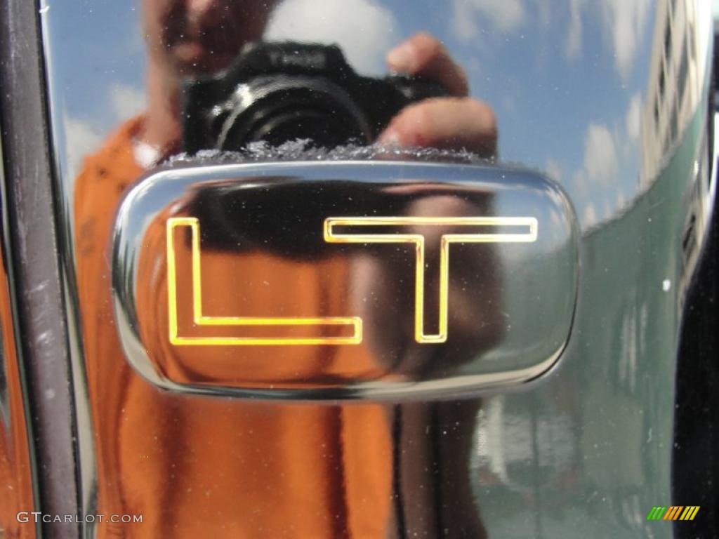 2006 Chevrolet Silverado 1500 LT Crew Cab Marks and Logos Photo #47471227