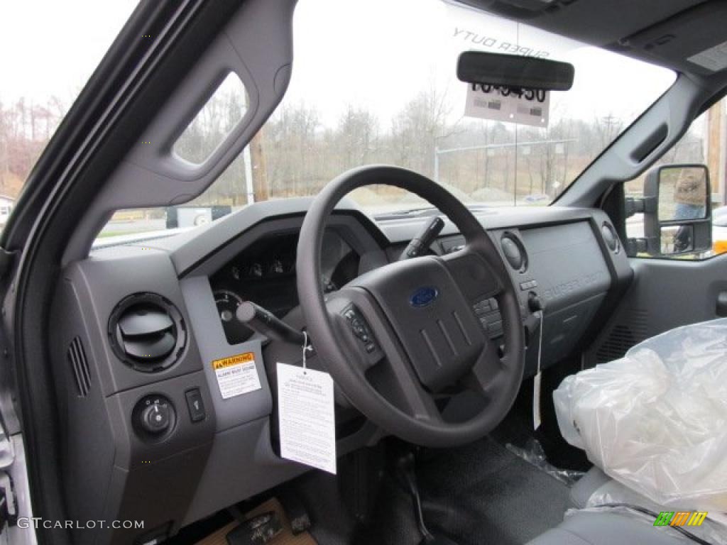 2011 F450 Super Duty XL Regular Cab 4x4 Chassis Dump Truck - Oxford White / Steel photo #18
