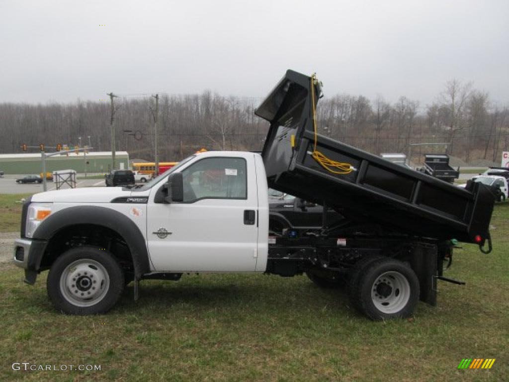 Oxford White 2011 Ford F550 Super Duty XL Regular Cab 4x4 Dump Truck Exterior Photo #47472817