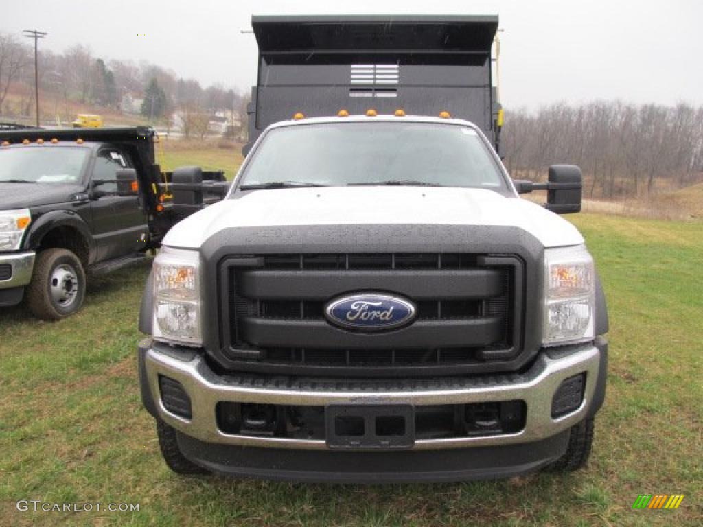 2011 F550 Super Duty XL Regular Cab 4x4 Dump Truck - Oxford White / Steel Grey photo #5