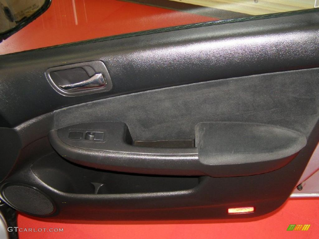 2005 Accord DX Sedan - Satin Silver Metallic / Black photo #24