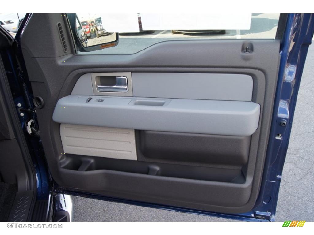 2011 F150 XLT SuperCab - Dark Blue Pearl Metallic / Steel Gray photo #14