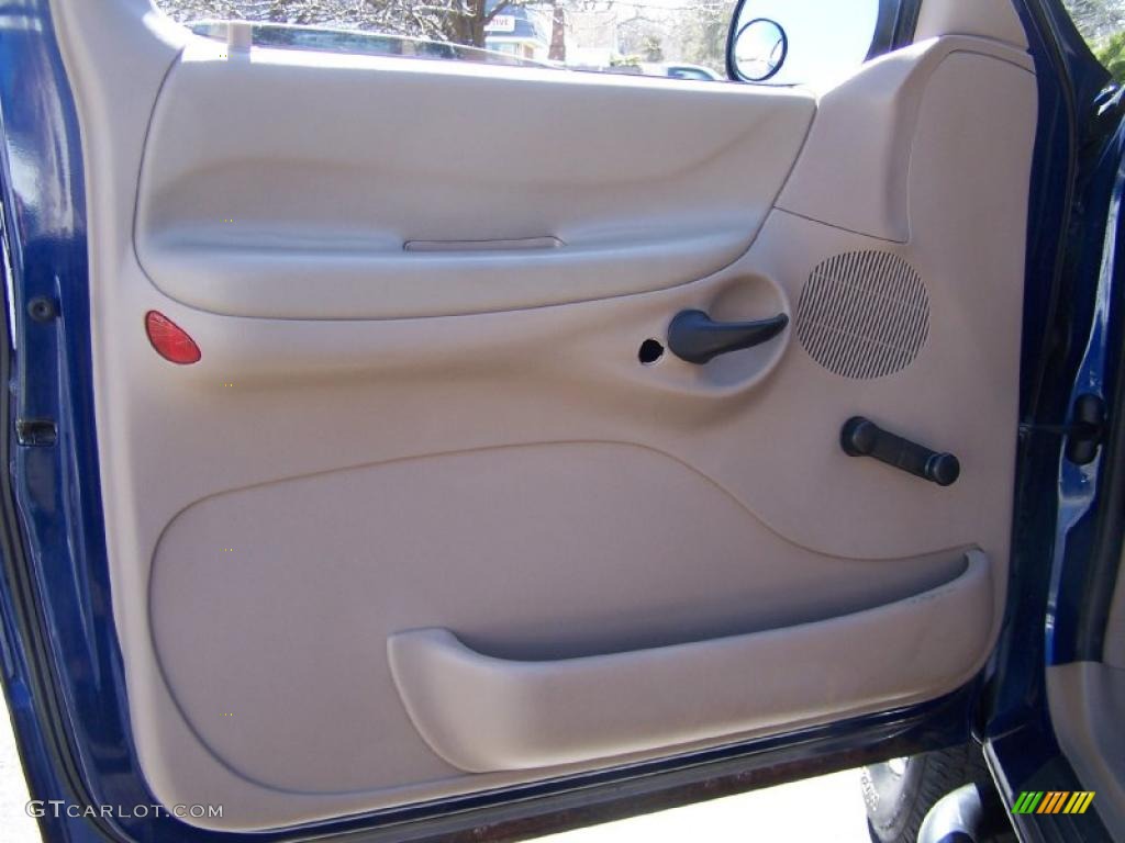 1997 Ford F150 XL Extended Cab Medium Prairie Tan Door Panel Photo #47476994
