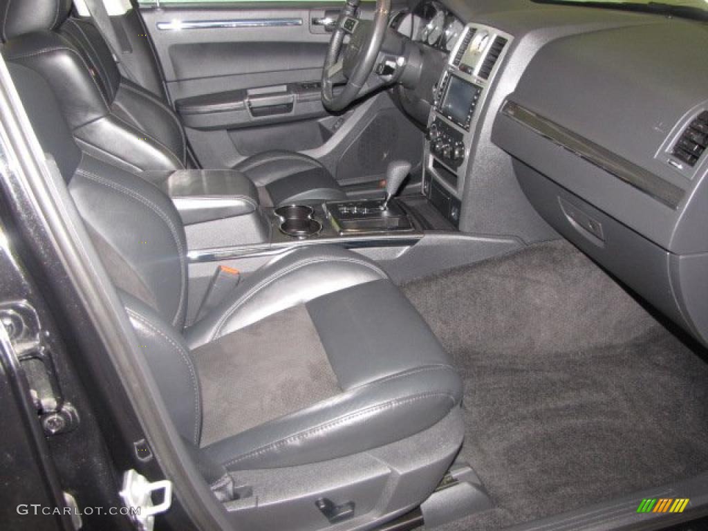 Dark Slate Gray Interior 2008 Chrysler 300 C SRT8 Photo #47478101