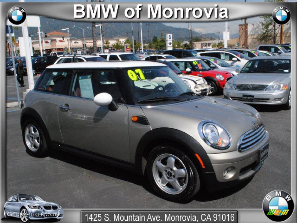 2007 Cooper Hardtop - Sparkling Silver Metallic / Lounge Redwood photo #1