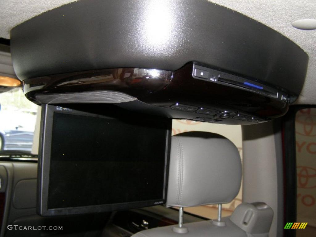 2006 Envoy XL SLT 4x4 - Cranberry Red Metallic / Light Gray photo #11