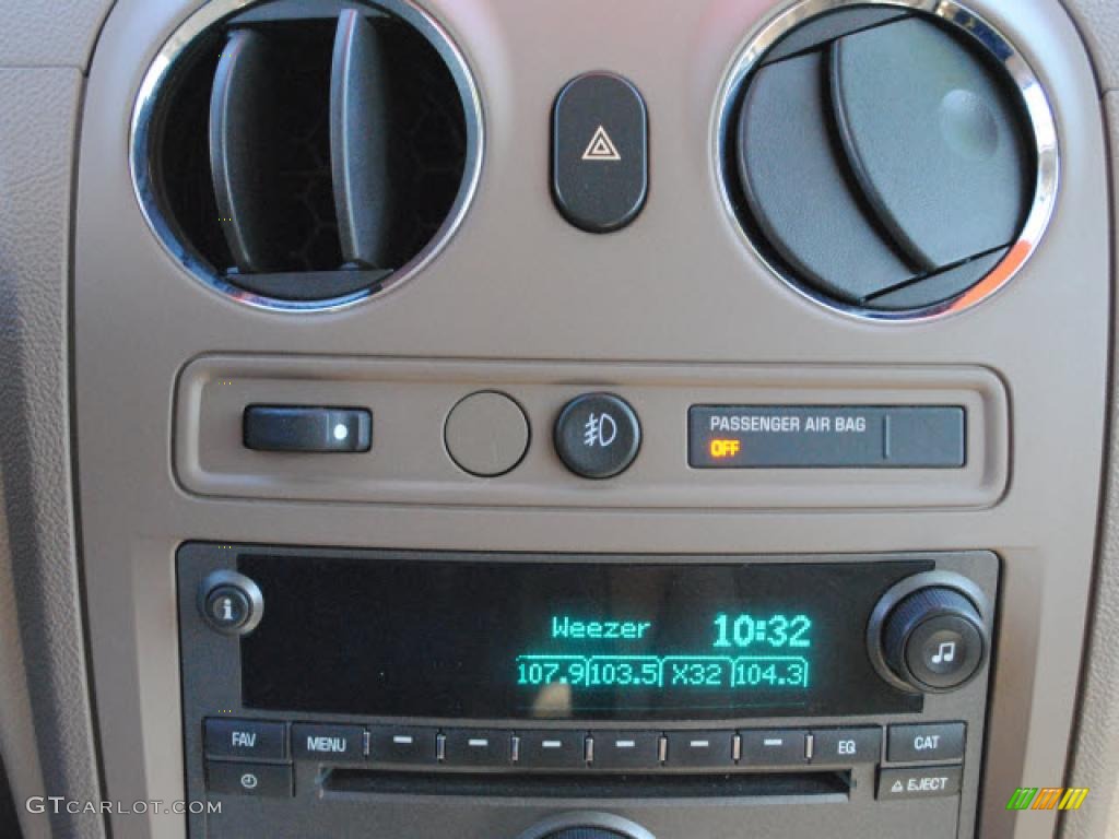 2008 Chevrolet HHR LT Controls Photo #47480138