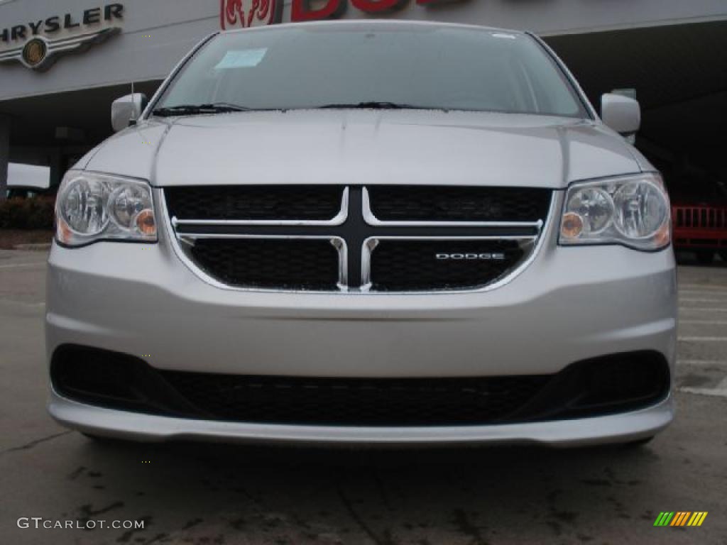 2011 Grand Caravan Mainstreet - Bright Silver Metallic / Black/Light Graystone photo #8