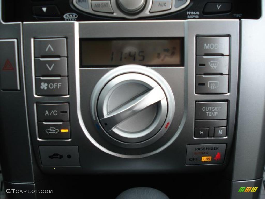 2007 Scion tC Standard tC Model Controls Photo #47482889