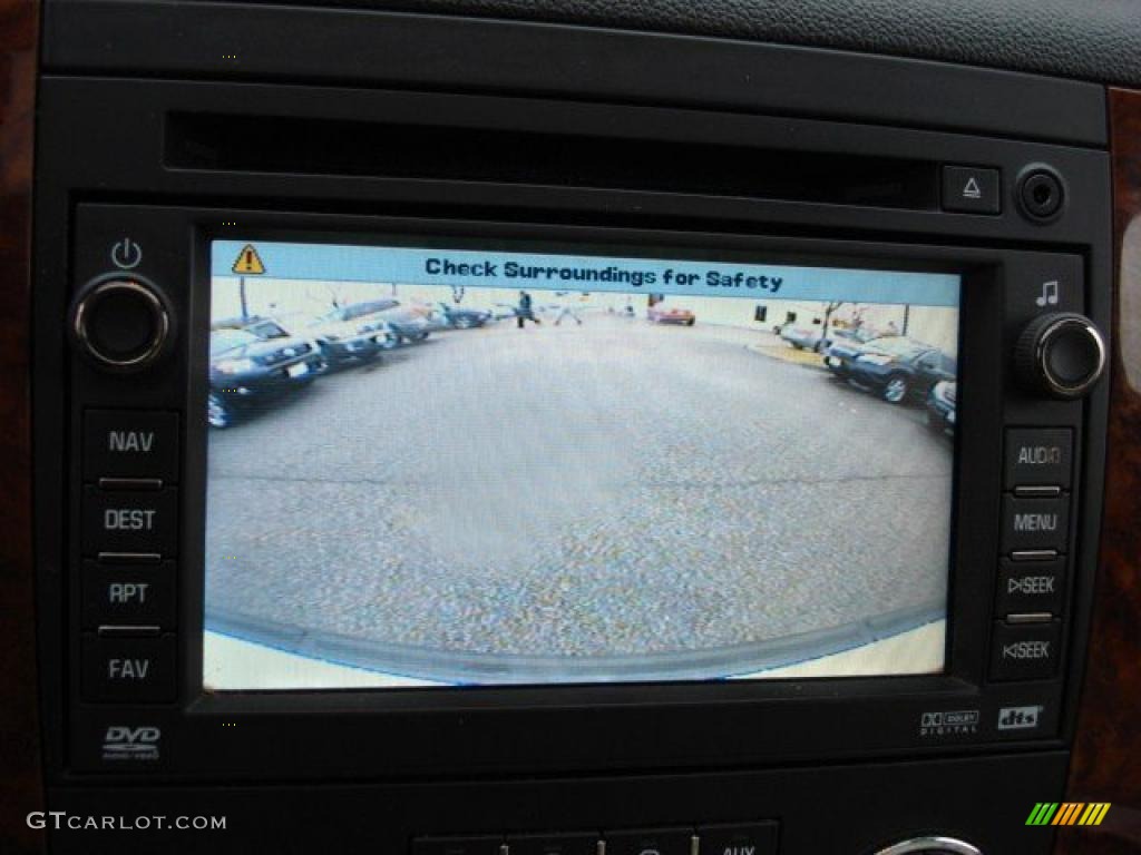 2007 Tahoe LTZ - Summit White / Light Cashmere/Ebony photo #21
