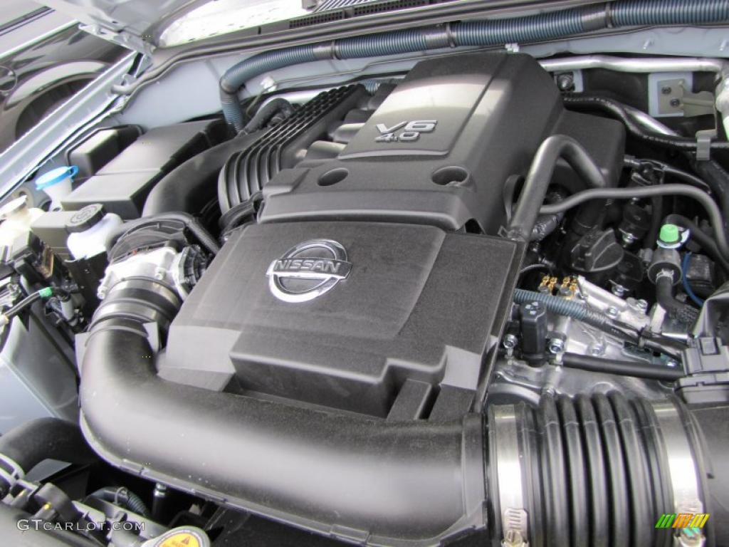 2011 Nissan Pathfinder S Engine Photos