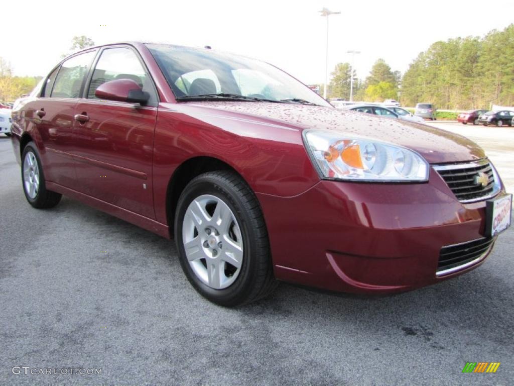 2007 Malibu LT Sedan - Sport Red Metallic / Cashmere Beige photo #7