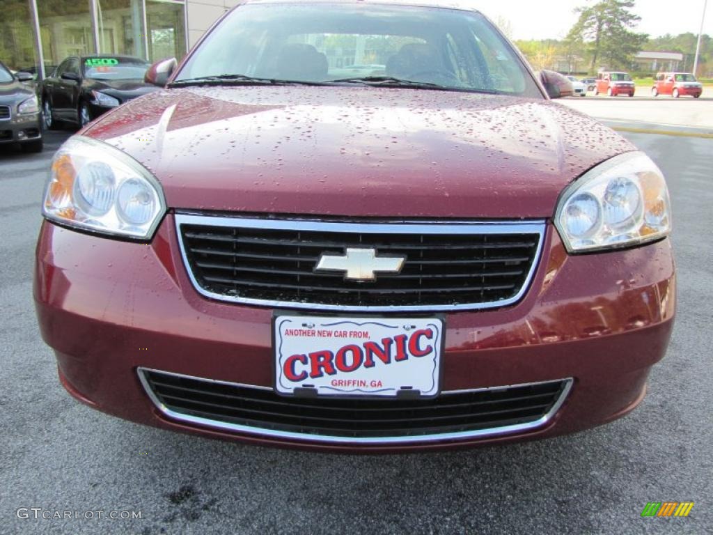 2007 Malibu LT Sedan - Sport Red Metallic / Cashmere Beige photo #8