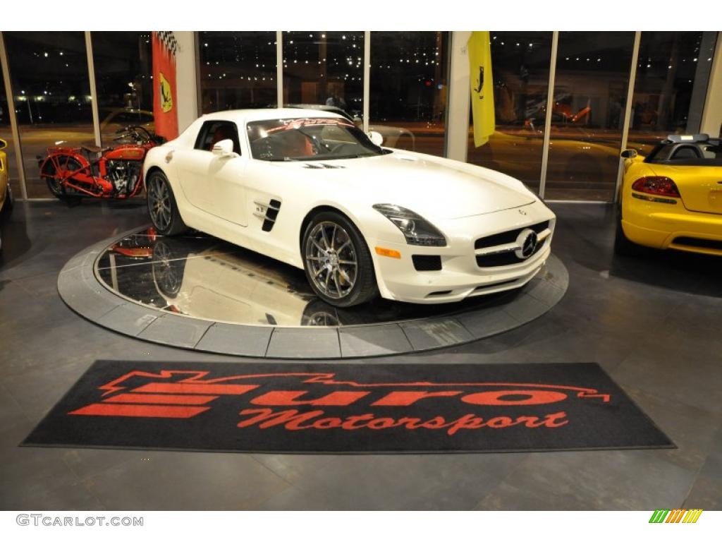 2011 SLS AMG - designo Mystic White II / designo Classic Red and Black Two-Tone photo #27