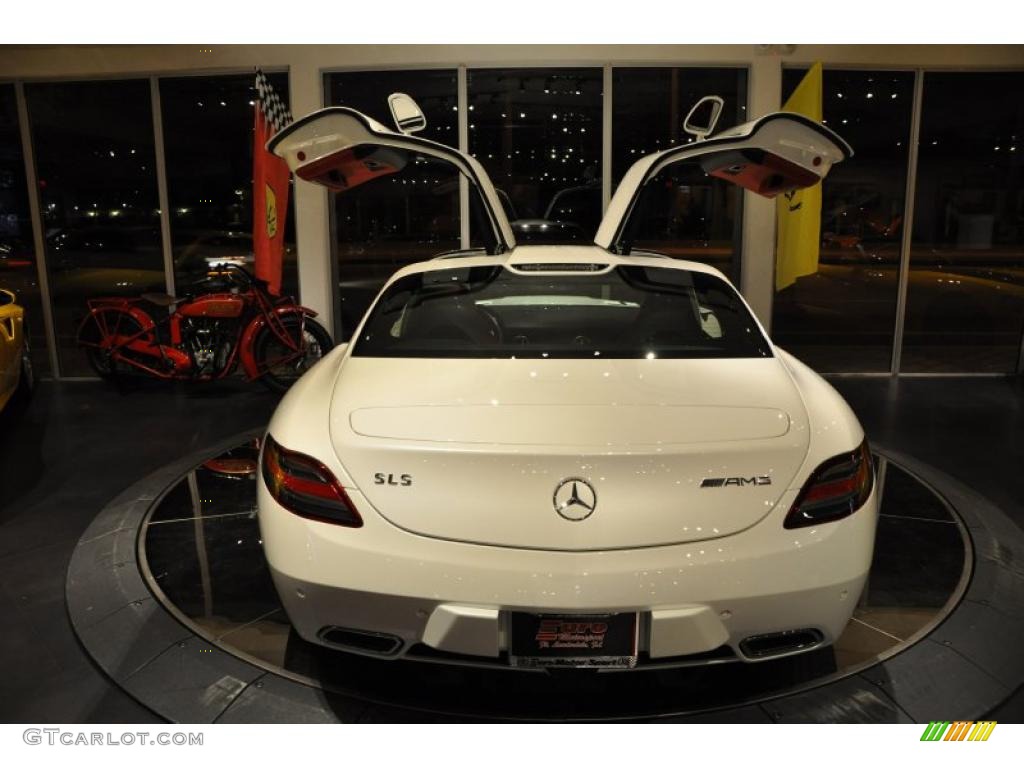 2011 SLS AMG - designo Mystic White II / designo Classic Red and Black Two-Tone photo #52