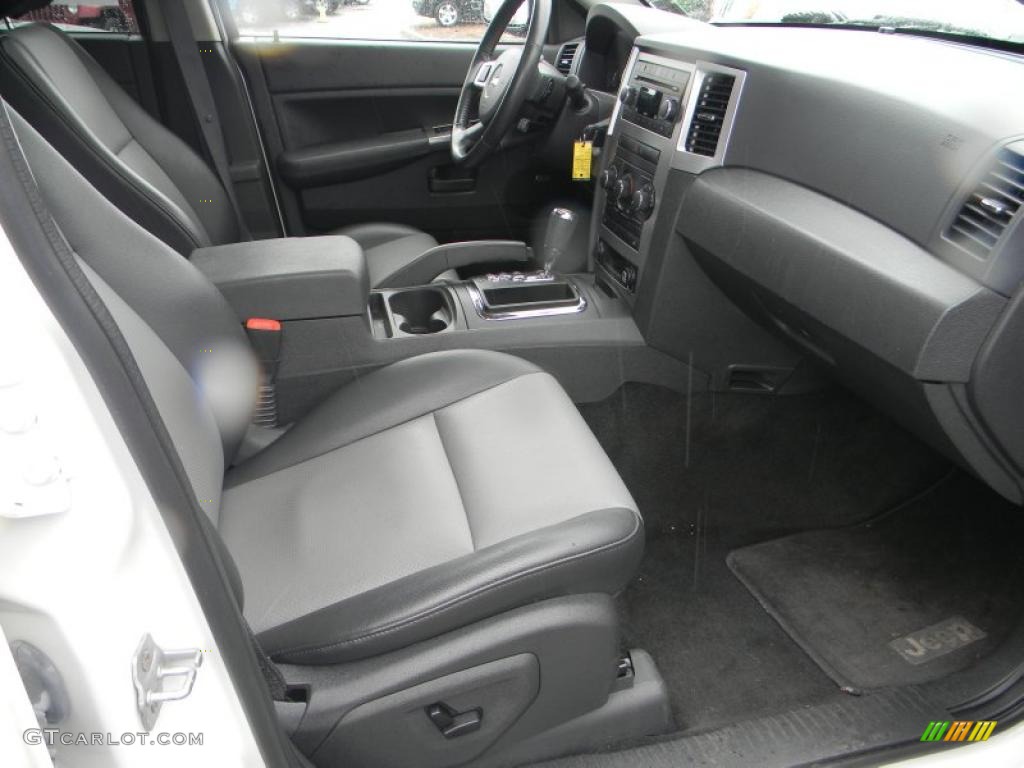2008 Grand Cherokee Laredo 4x4 - Stone White / Dark Slate Gray/Light Graystone photo #13