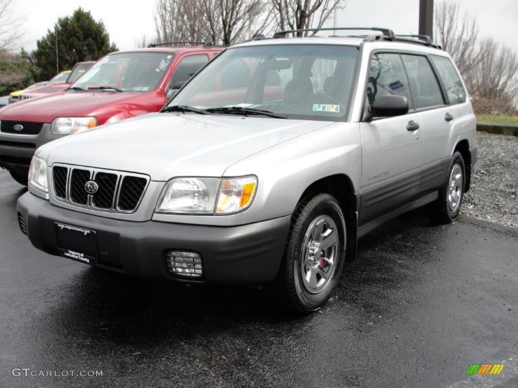 Platinum Silver Metallic 2002 Subaru Forester 2.5 L Exterior Photo #47490087