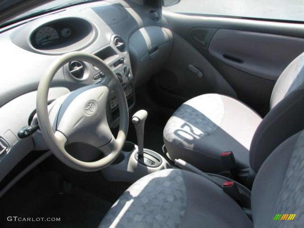 2002 ECHO Sedan - Satin Gold Metallic / Shadow Gray photo #17