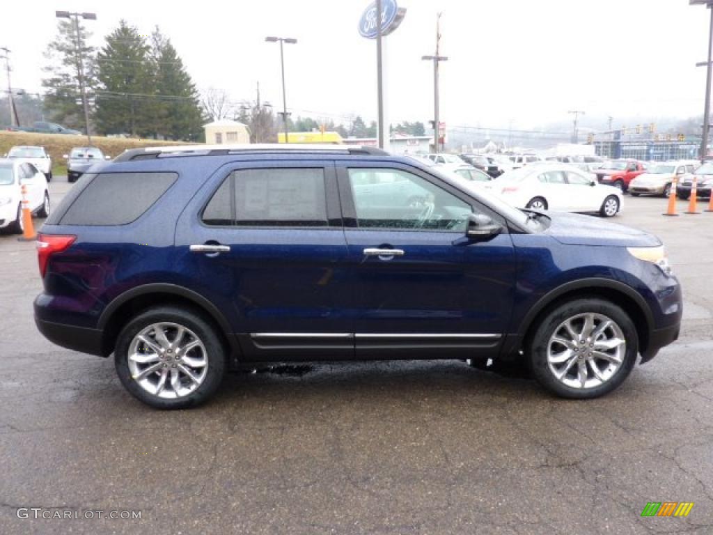 2011 Explorer XLT 4WD - Kona Blue Metallic / Charcoal Black photo #5