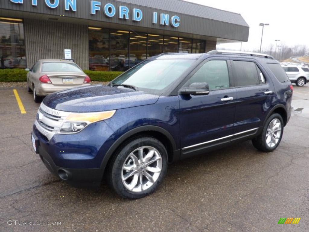 2011 Explorer XLT 4WD - Kona Blue Metallic / Charcoal Black photo #8