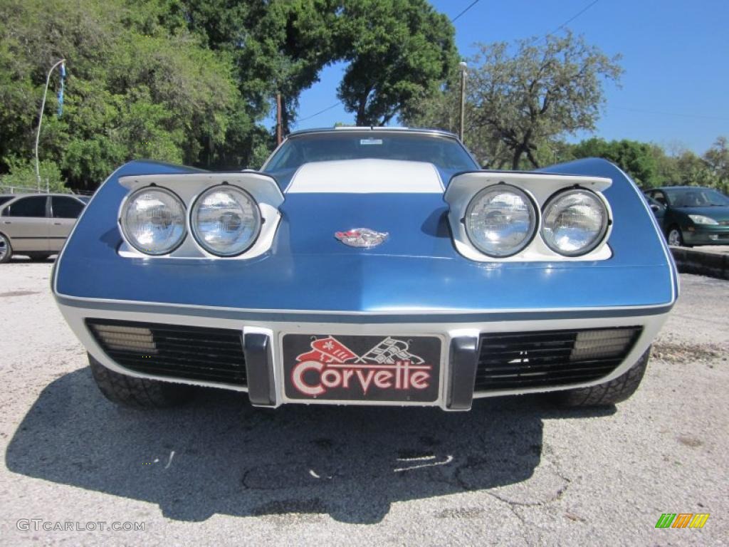 1978 Corvette Coupe - White / Dark Blue photo #1