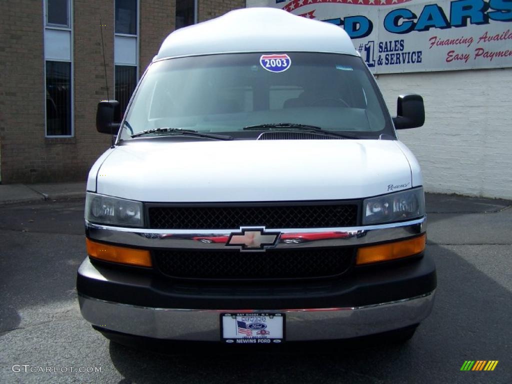 2003 Express 1500 Passenger Conversion Van - Summit White / Medium Dark Pewter photo #2