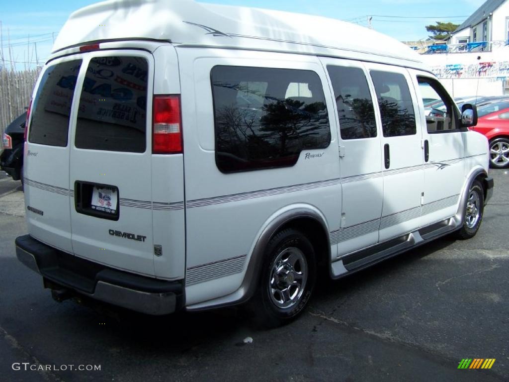 2003 Express 1500 Passenger Conversion Van - Summit White / Medium Dark Pewter photo #5