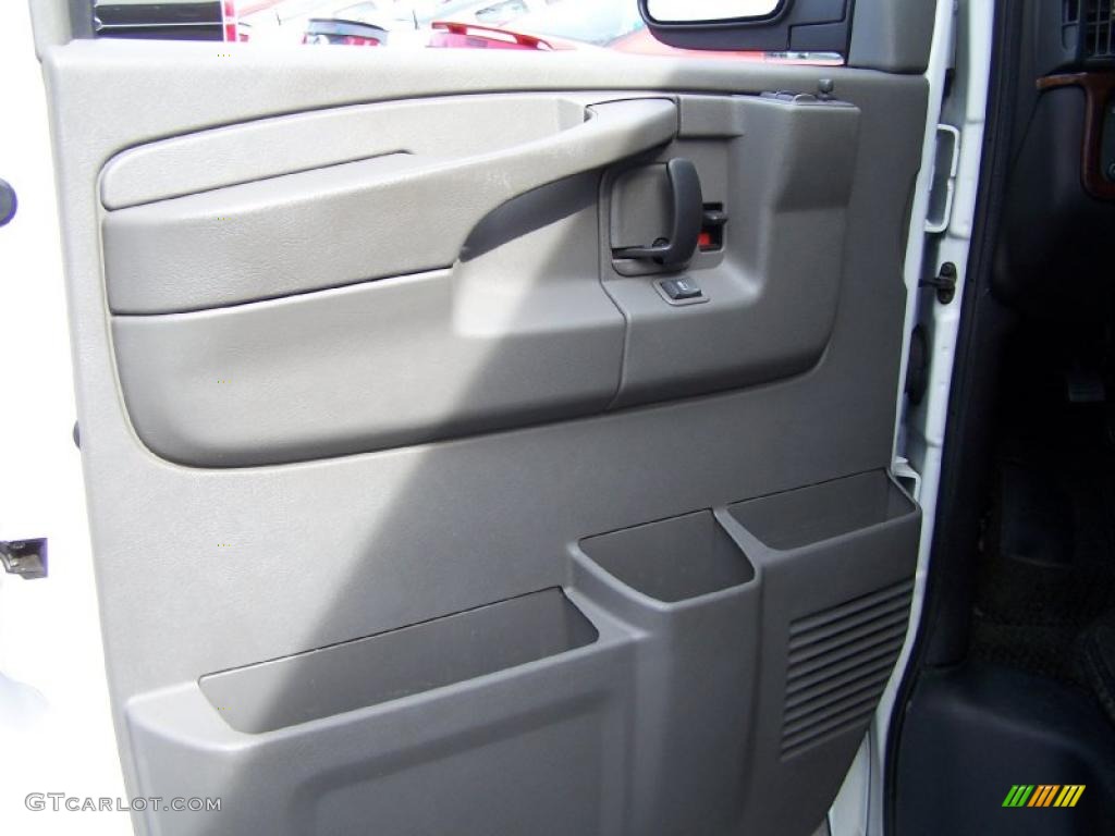 2003 Express 1500 Passenger Conversion Van - Summit White / Medium Dark Pewter photo #8