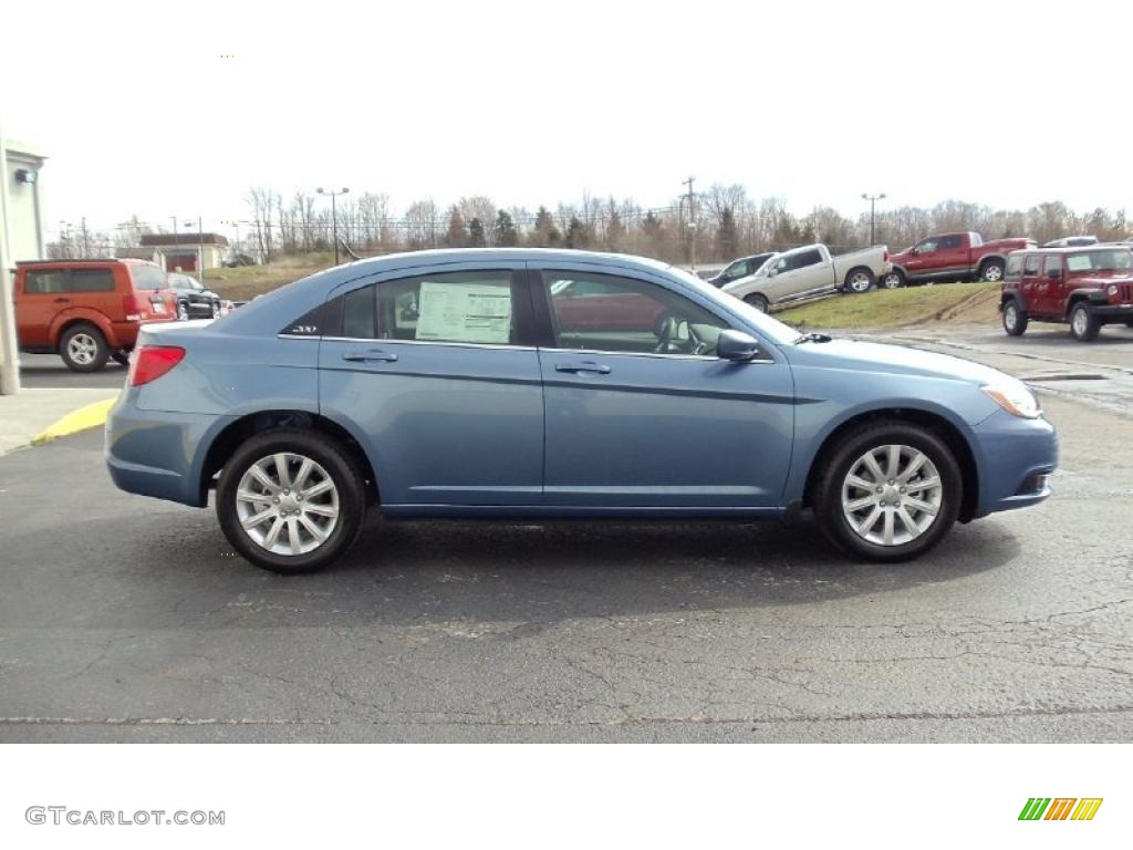 Sapphire Crystal Metallic 2011 Chrysler 200 Touring Exterior Photo #47494050