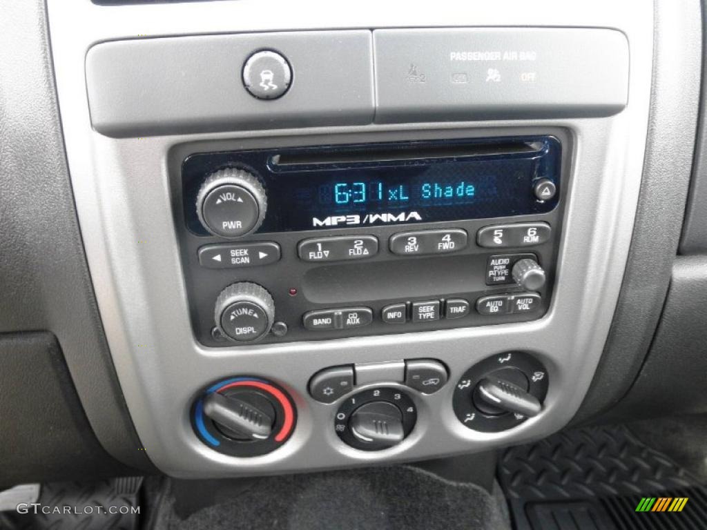 2011 GMC Canyon SLE Extended Cab Controls Photo #47494338