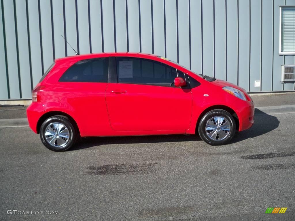 2008 Yaris S 3 Door Liftback - Absolutely Red / Dark Charcoal photo #2