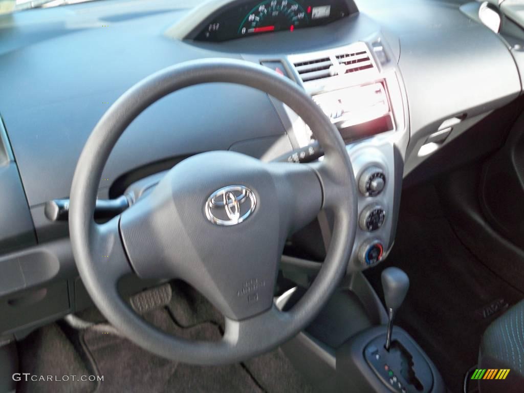 2008 Yaris S 3 Door Liftback - Absolutely Red / Dark Charcoal photo #6