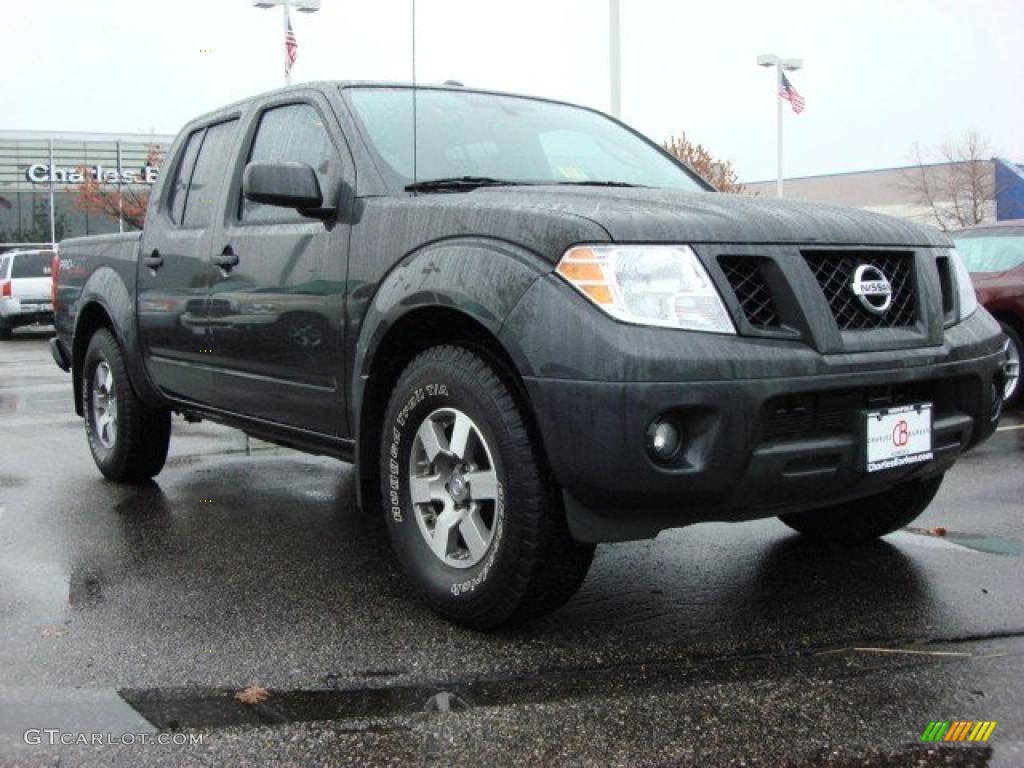 2011 Nissan Frontier Pro-4X Crew Cab Exterior Photos