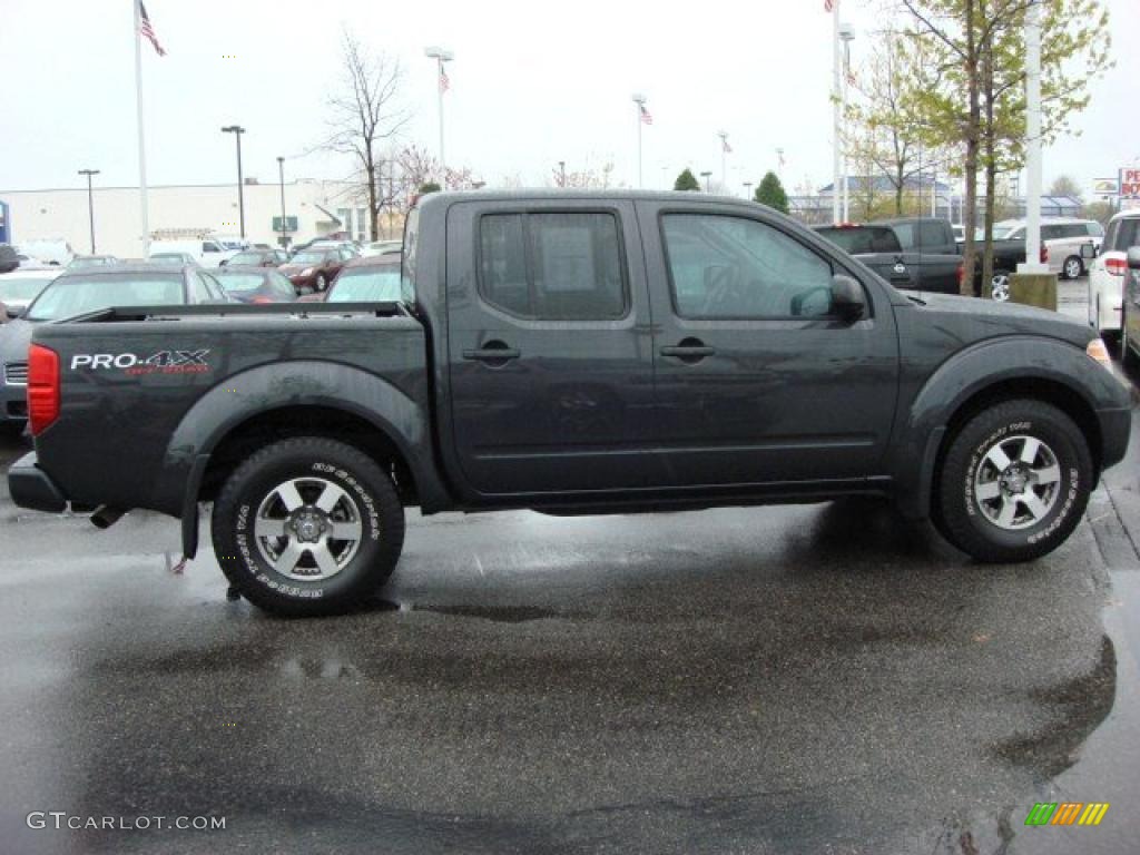 2011 Nissan pro4x #2