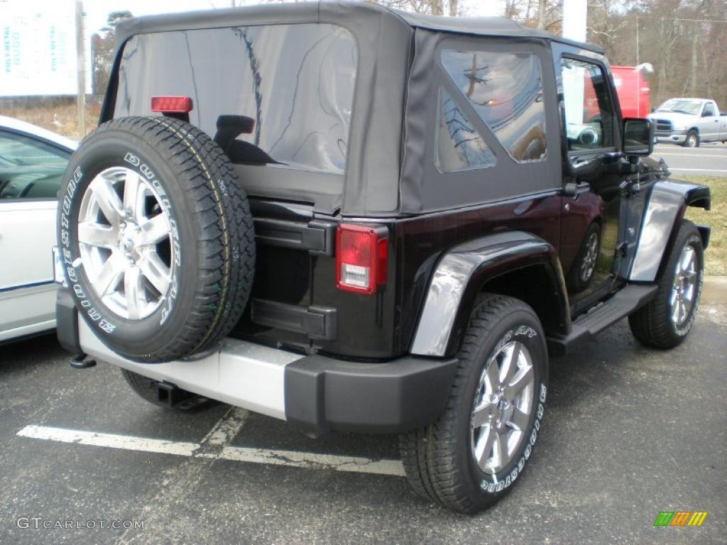 2011 Wrangler Sahara 70th Anniversary 4x4 - Black / Black photo #2