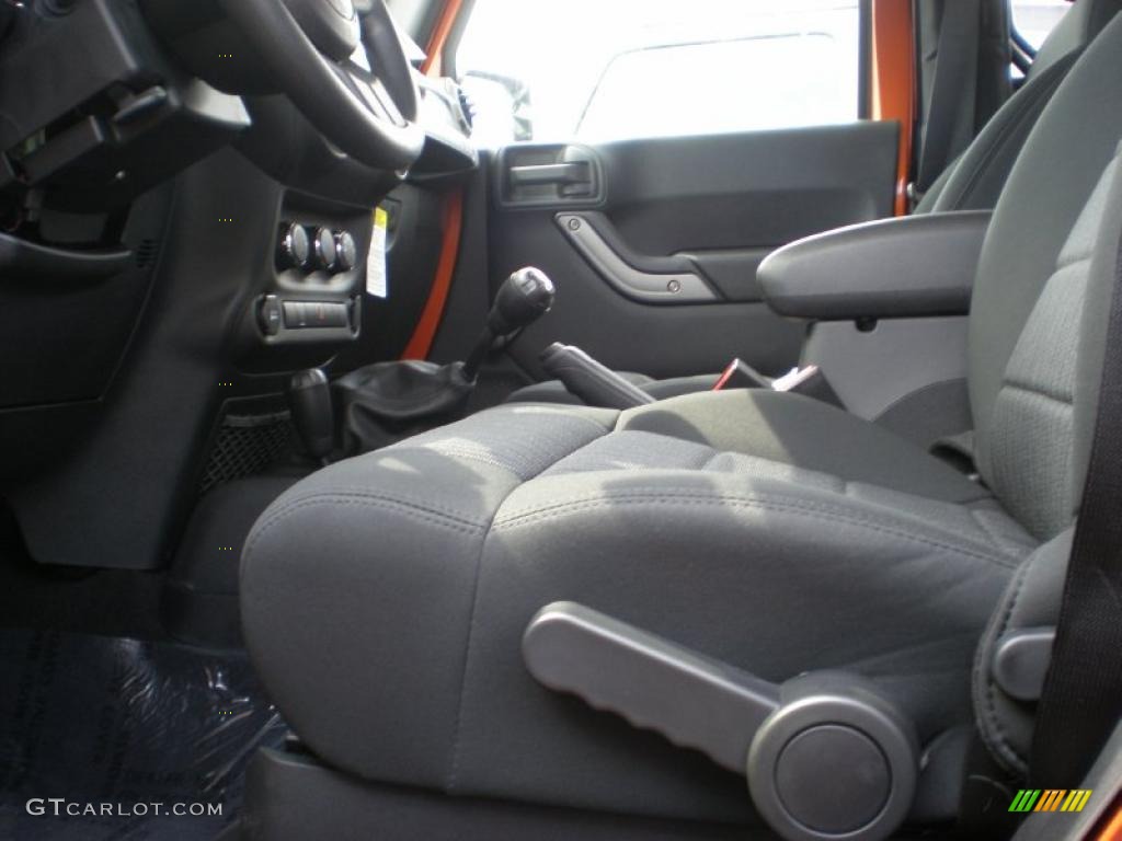 2011 Wrangler Sport 4x4 - Mango Tango Pearl / Black photo #4