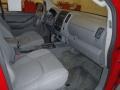Red Alert - Frontier SE Crew Cab Photo No. 15