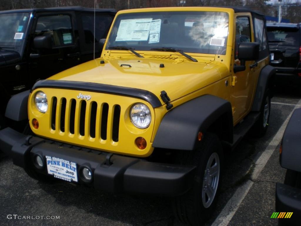 2011 Wrangler Sport 4x4 - Detonator Yellow / Black photo #1