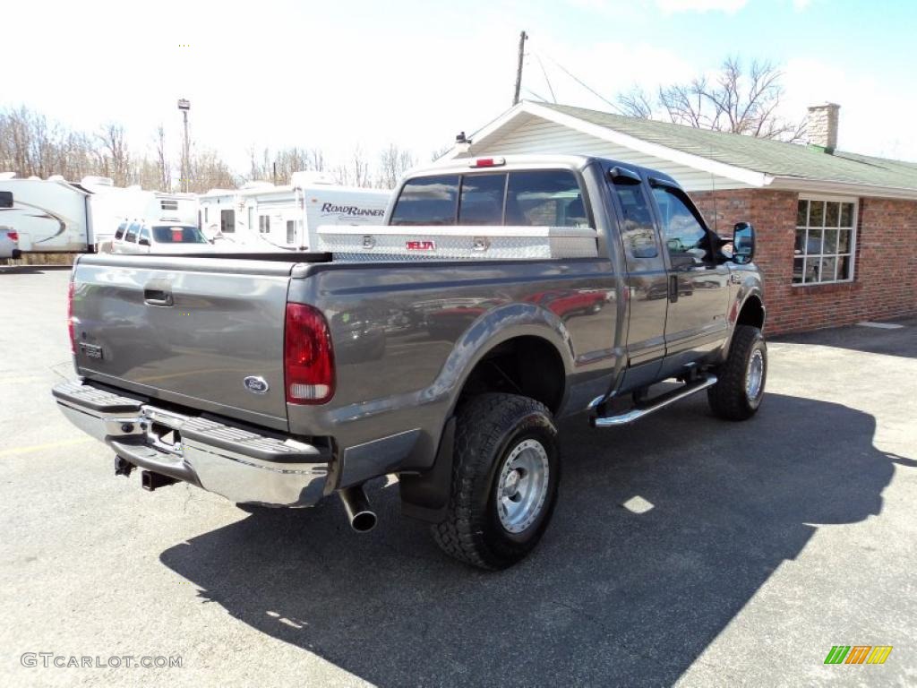 2002 F250 Super Duty Lariat SuperCab 4x4 - Dark Shadow Grey Metallic / Medium Flint photo #3