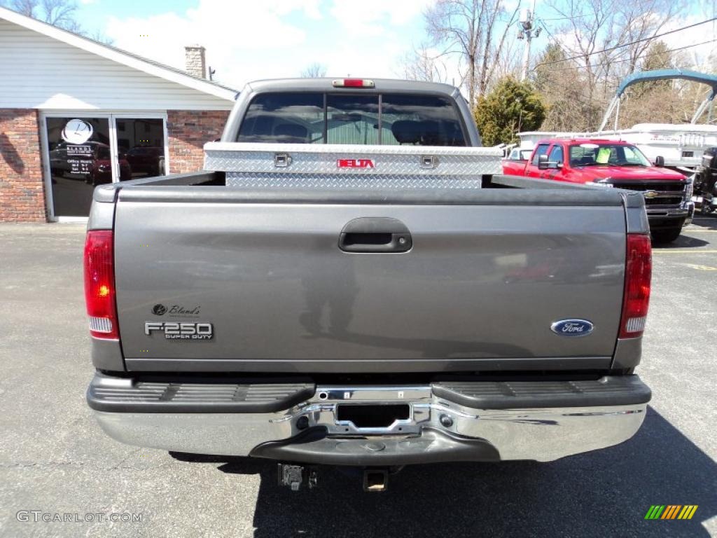 2002 F250 Super Duty Lariat SuperCab 4x4 - Dark Shadow Grey Metallic / Medium Flint photo #18