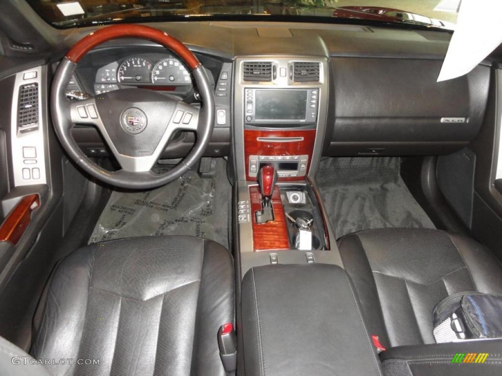 2007 Cadillac XLR Roadster Ebony Dashboard Photo #47507299