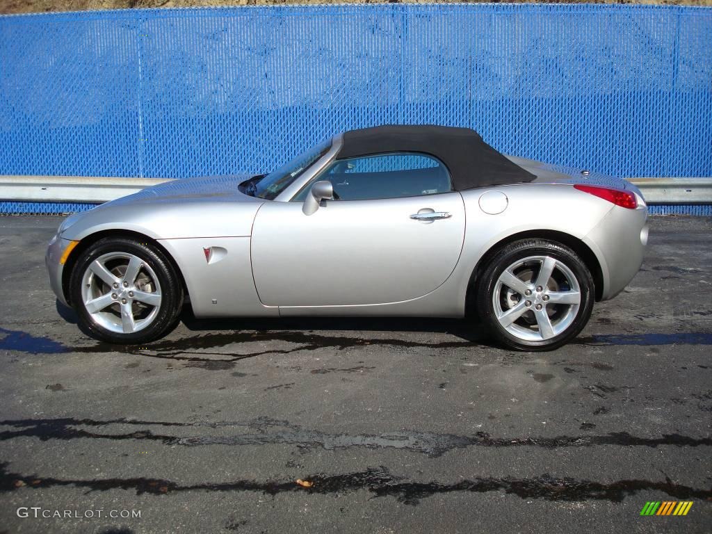 2006 Solstice Roadster - Cool Silver / Ebony photo #2